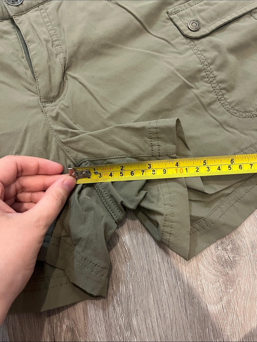 Eddie Bauer Olive Green Utility Cargo Shorts - Picture 6 of 6
